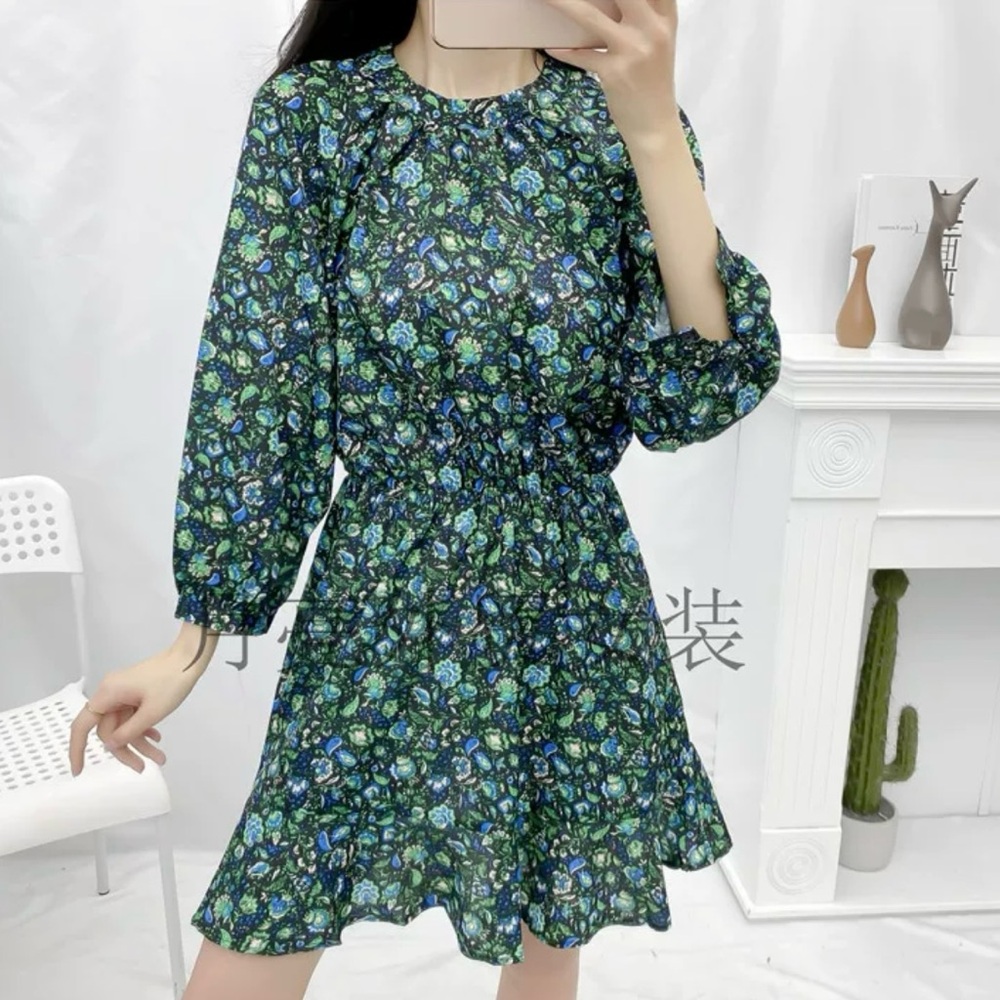 Women’s outfit top size medium NWT
